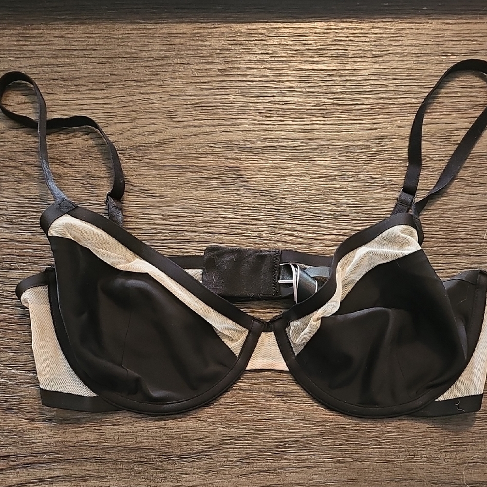 Elegant Black and Cream Women's Bra